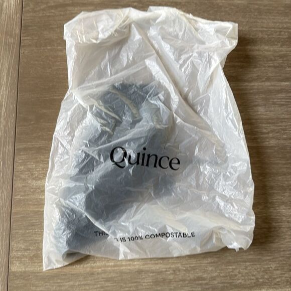 Quince Mongolian Cashmere Ribbed Beanie XS/S Green‎ NWT in packaging